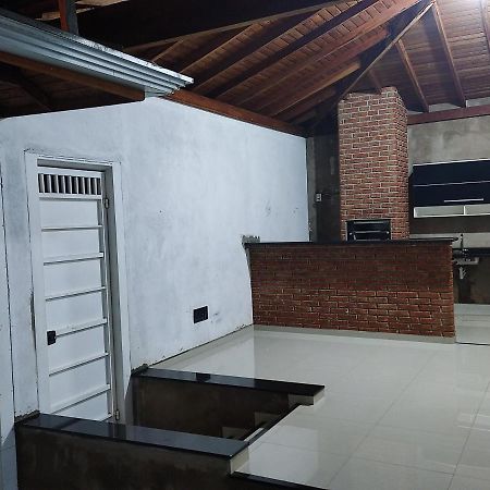 Casa Para Temporada 900 Metros Do Termas Dos Laranjais Villa Olímpia Dış mekan fotoğraf